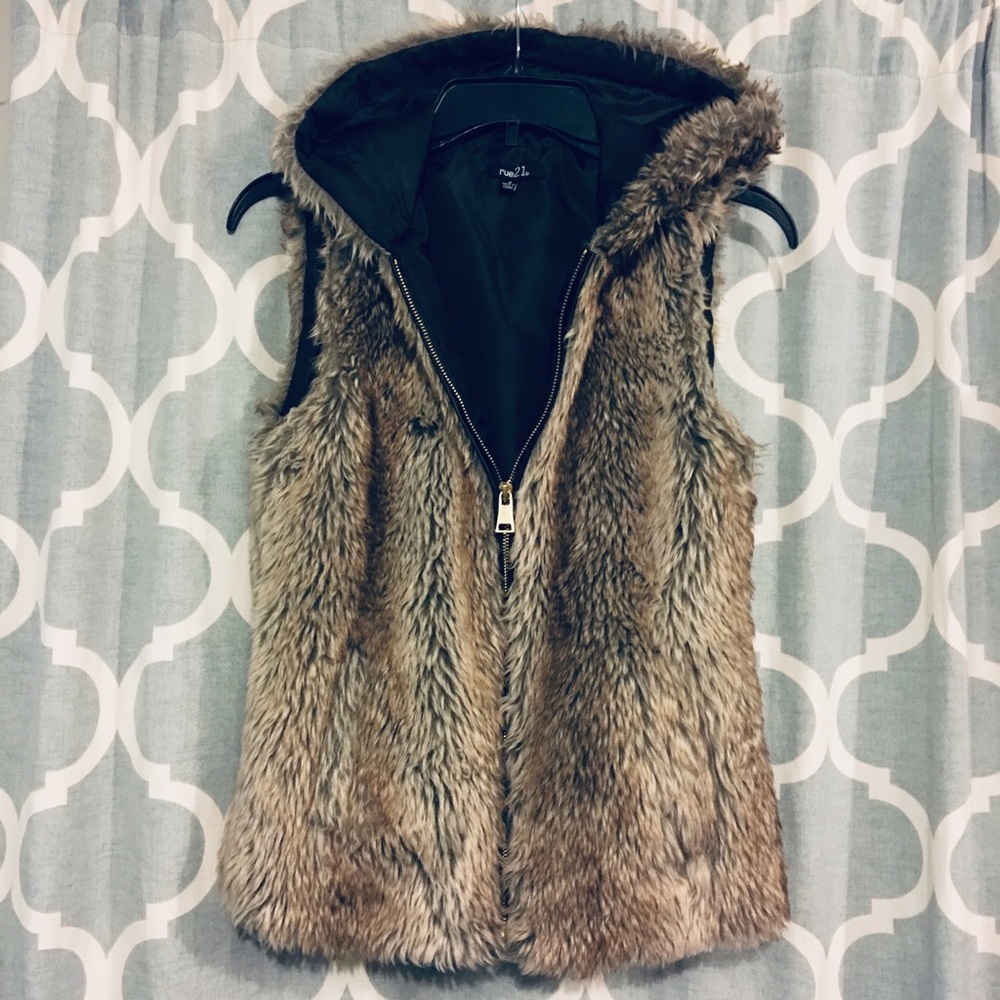 Faux Fur Vest NWOT